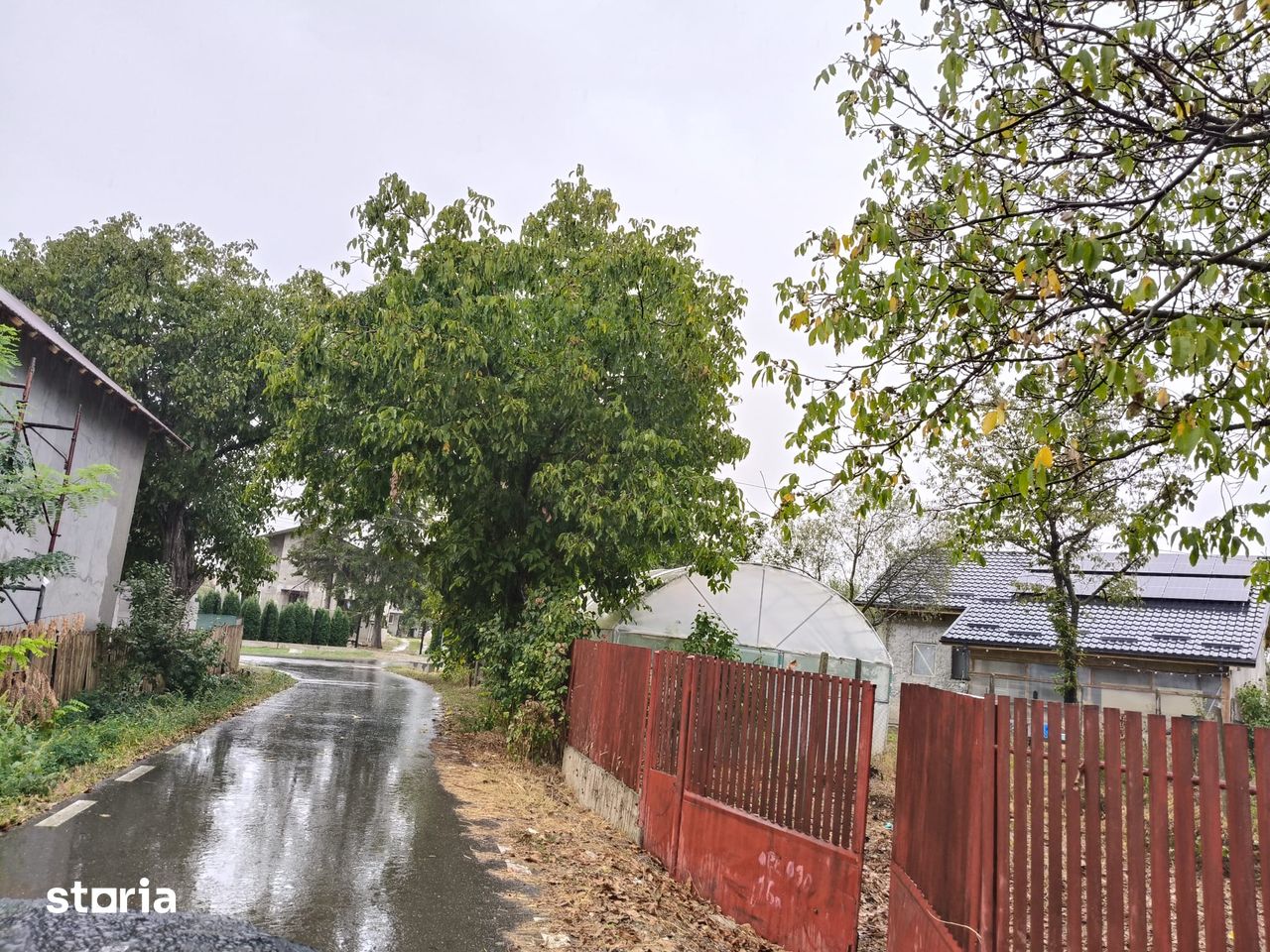 Casă 2 camere de vânzare în sat Lipia comuna Merei – 400 mp - CASA de vânzare în sat Lipia comuna Merei, sat Lipia comuna Merei - Imagine 1 din 4
